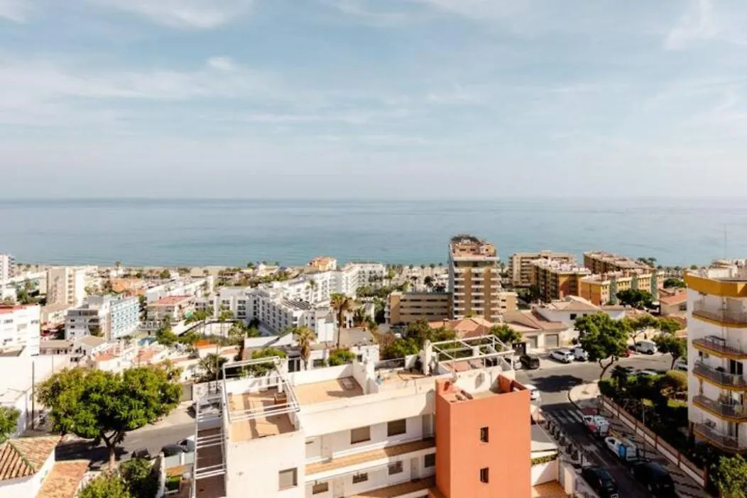 Blue Sky Apartment توريمولينوس